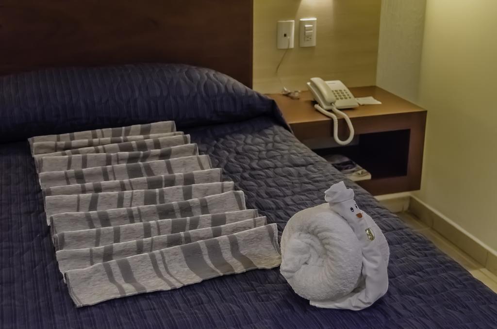 Hotel Petit Tehuacán Chambre photo